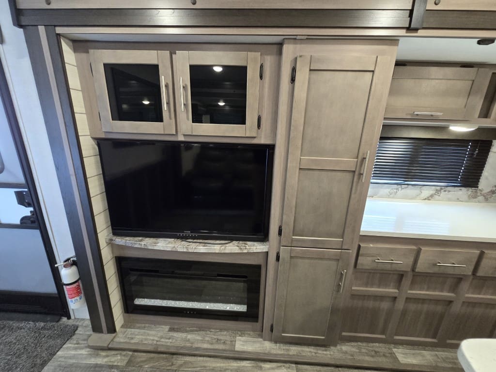 2022 SUNSET TRAIL SS285CK by CROSS ROADS RV - Image 18