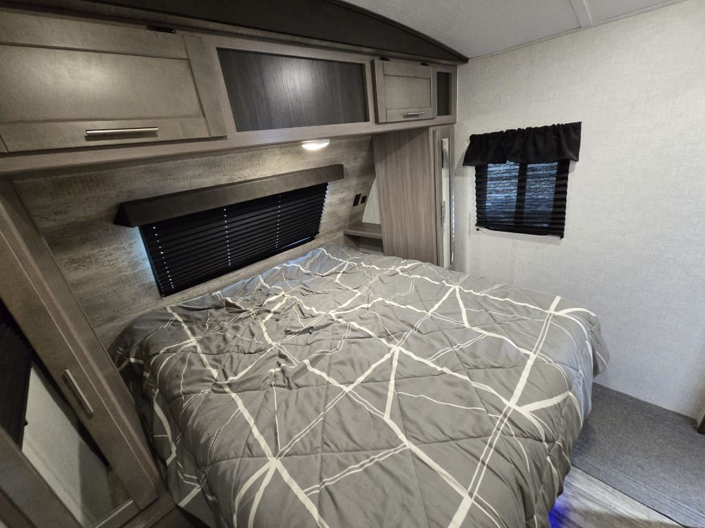 2022 SUNSET TRAIL SS285CK by CROSS ROADS RV - Image 31