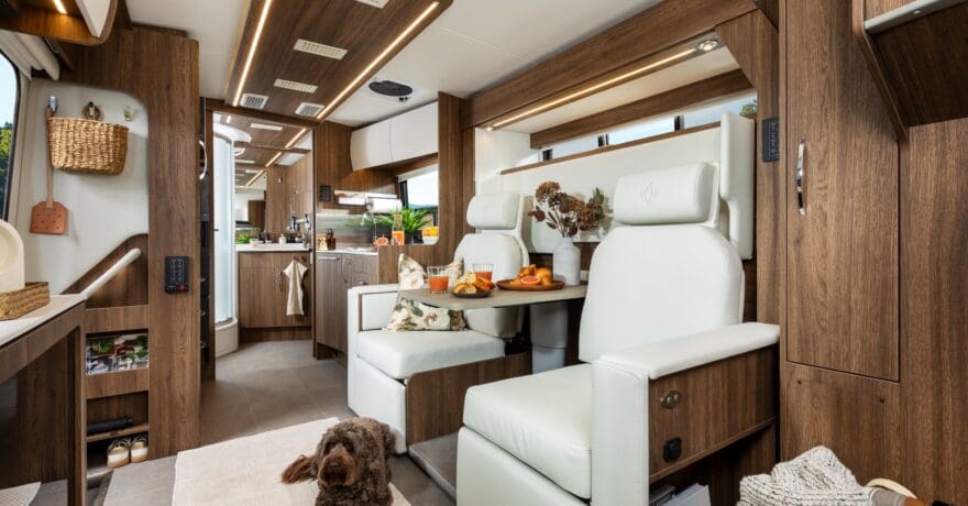 2026 WONDER W24MBL by LEISURE TRAVEL VAN - Image 6