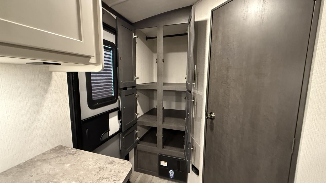 2025 COUGAR 22RBS by KEYSTONE - Image 28