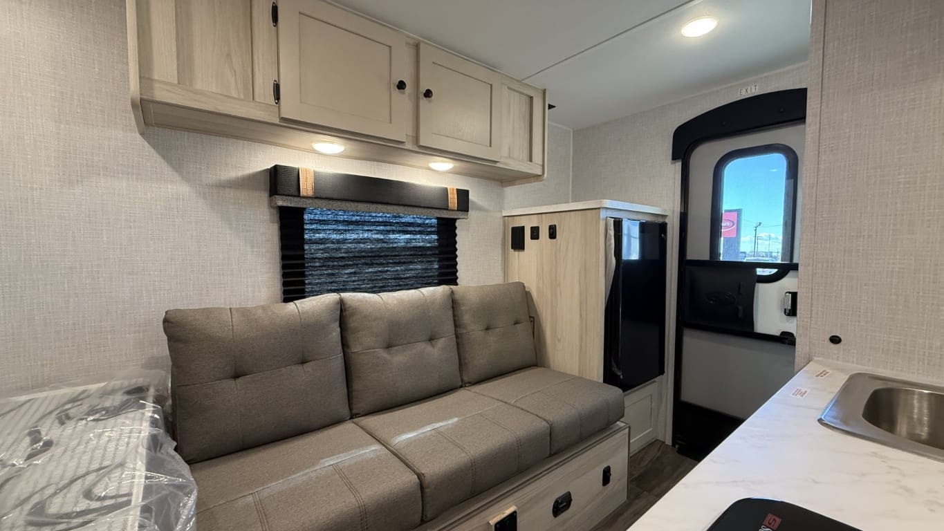 2025 BONTRAGER OUTDOORS 15RE by BONTRAGER OUTDOORS - Image 14