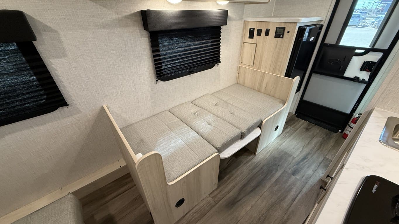 2025 BONTRAGER OUTDOORS 17MB by BONTRAGER OUTDOORS - Image 22