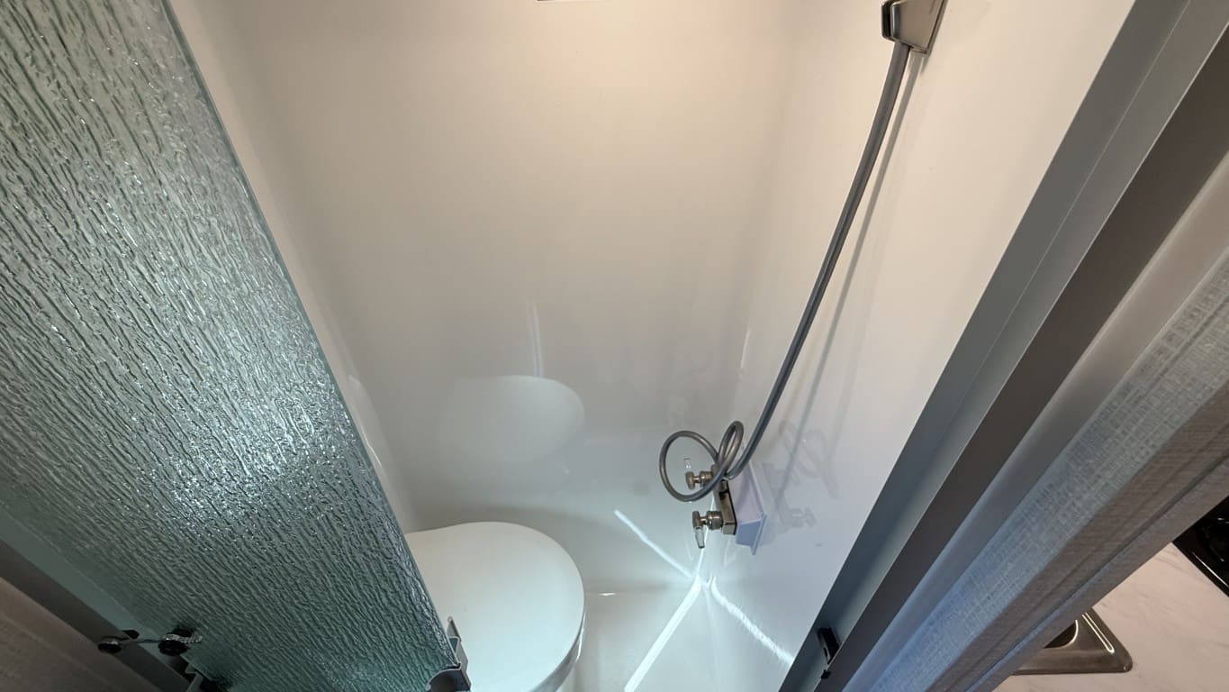 2025 BONTRAGER OUTDOORS 17MB by BONTRAGER OUTDOORS - Image 28