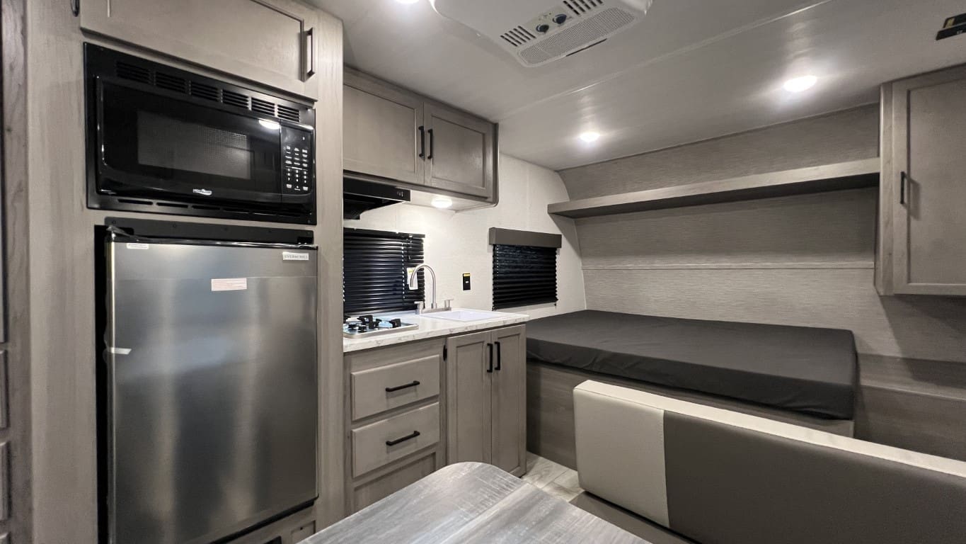 2025 HIDEOUT 201BH by KEYSTONE - Image 19