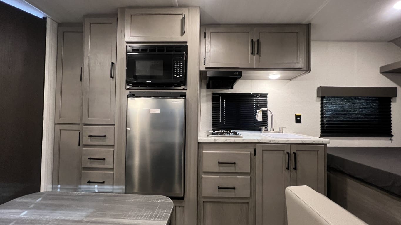 2025 HIDEOUT 201BH by KEYSTONE - Image 15