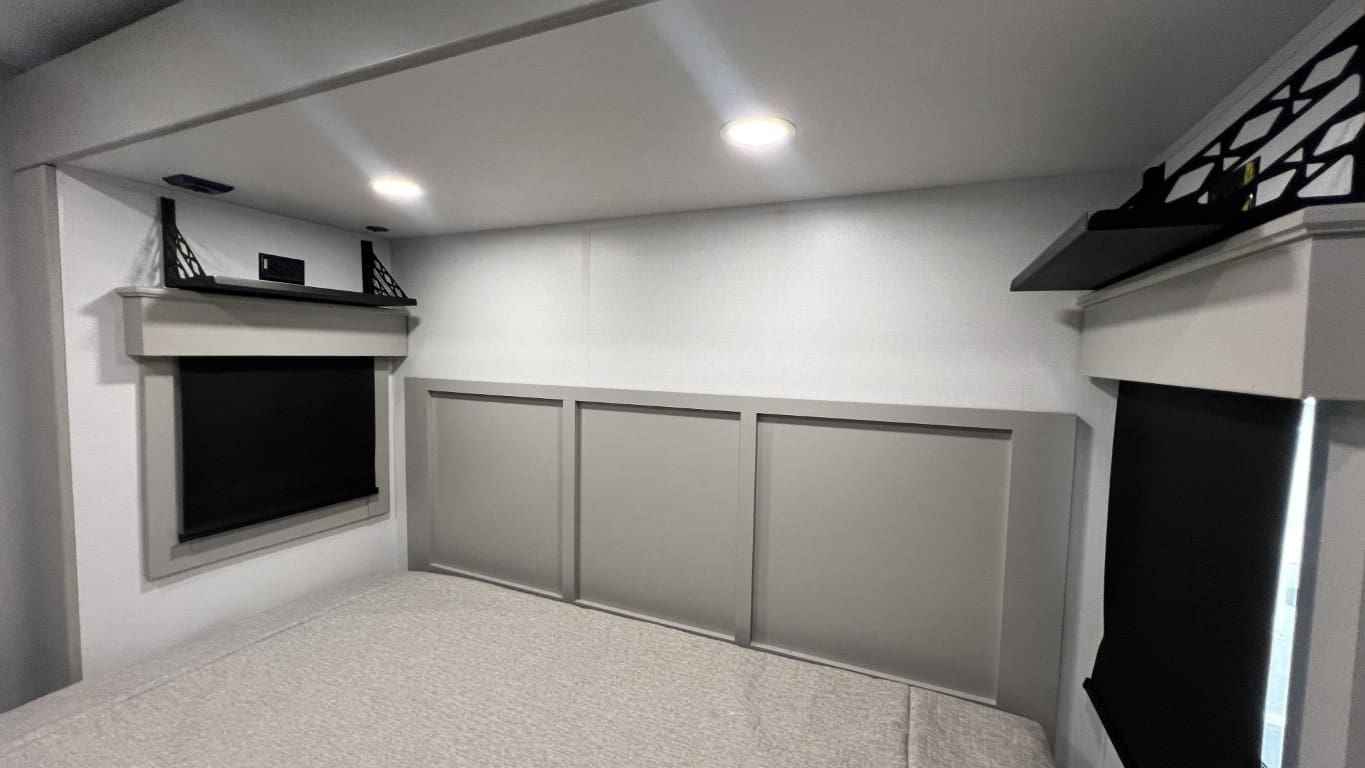 2025 HC MONTANA 381TB by KEYSTONE - Image 46