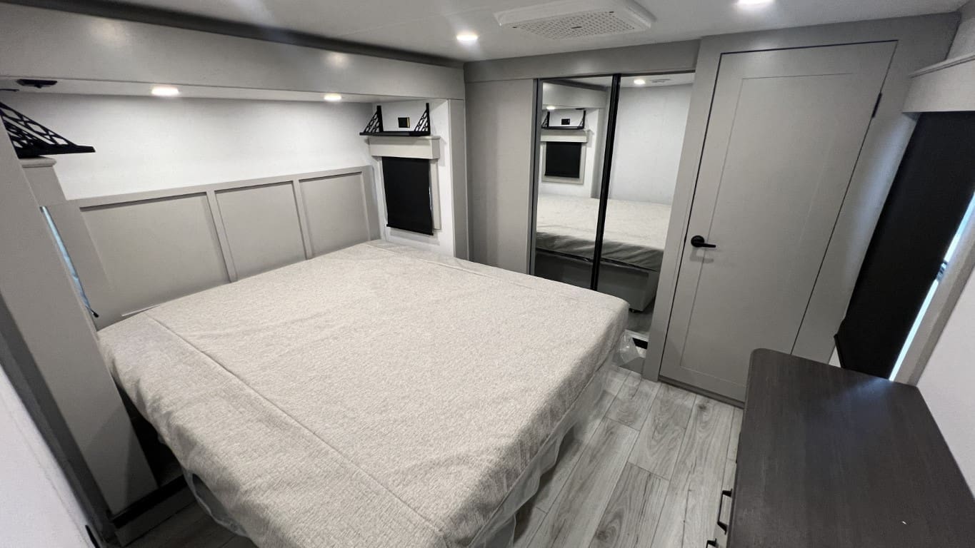 2025 HC MONTANA 381TB by KEYSTONE - Image 50