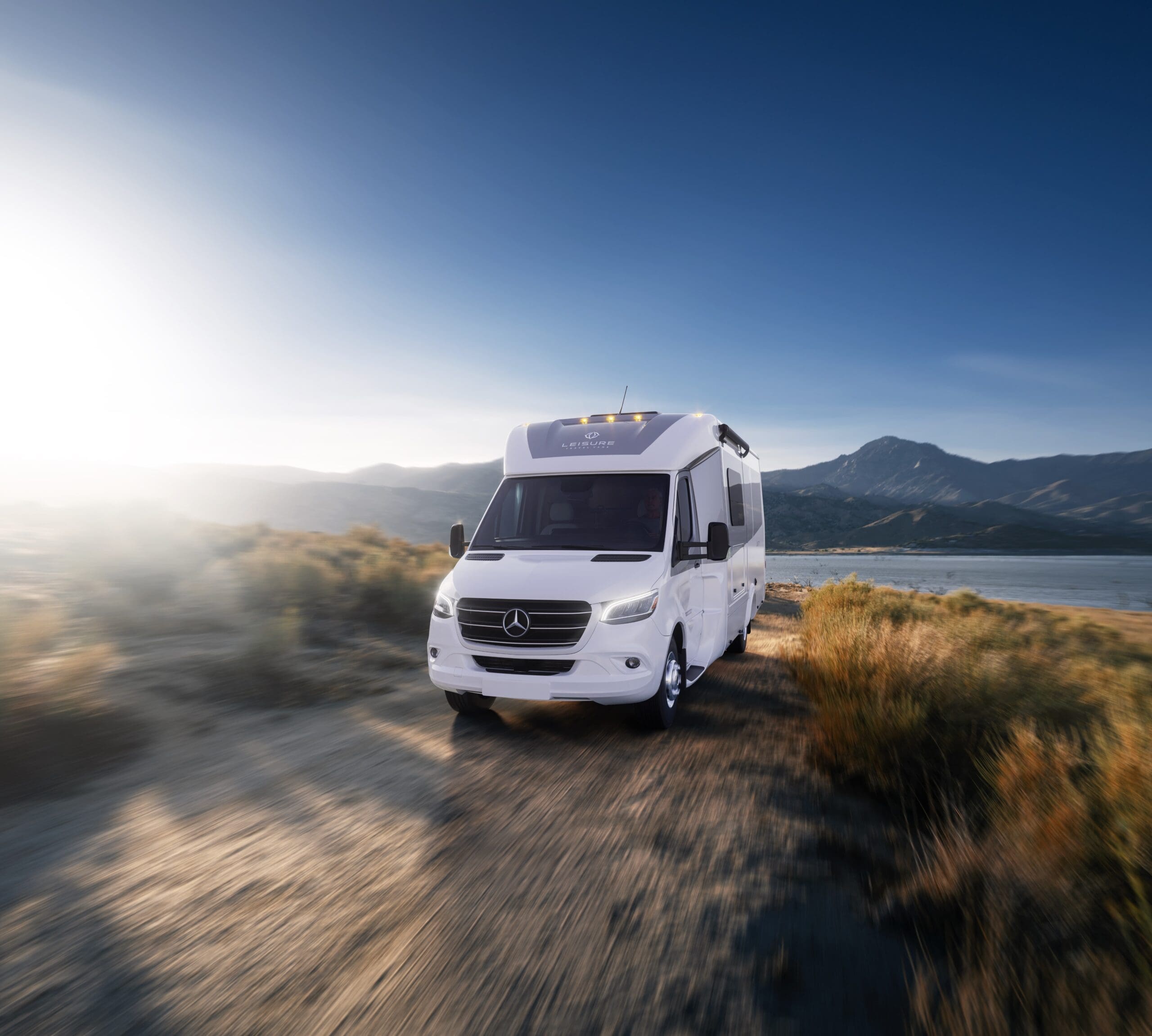 2026 UNITY U24CB by LEISURE TRAVEL VAN