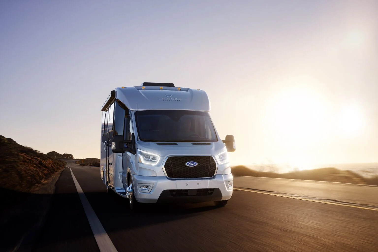 2026 WONDER W24MBL by LEISURE TRAVEL VAN