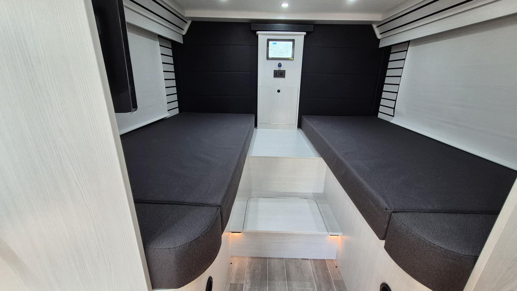 2026 PLEASURE-WAY XLTW by PLEASURE-WAY - Image 11