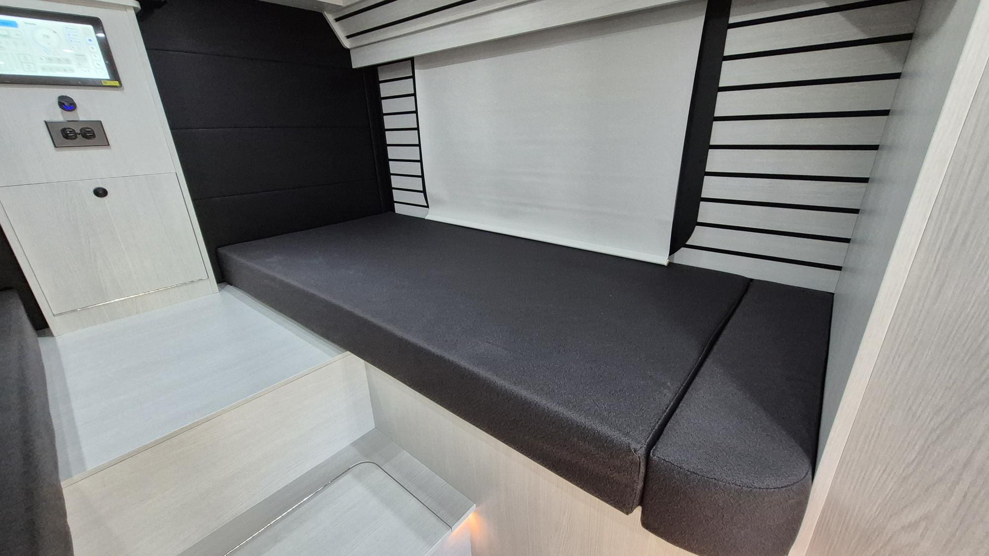 2026 PLEASURE-WAY XLTW by PLEASURE-WAY - Image 12