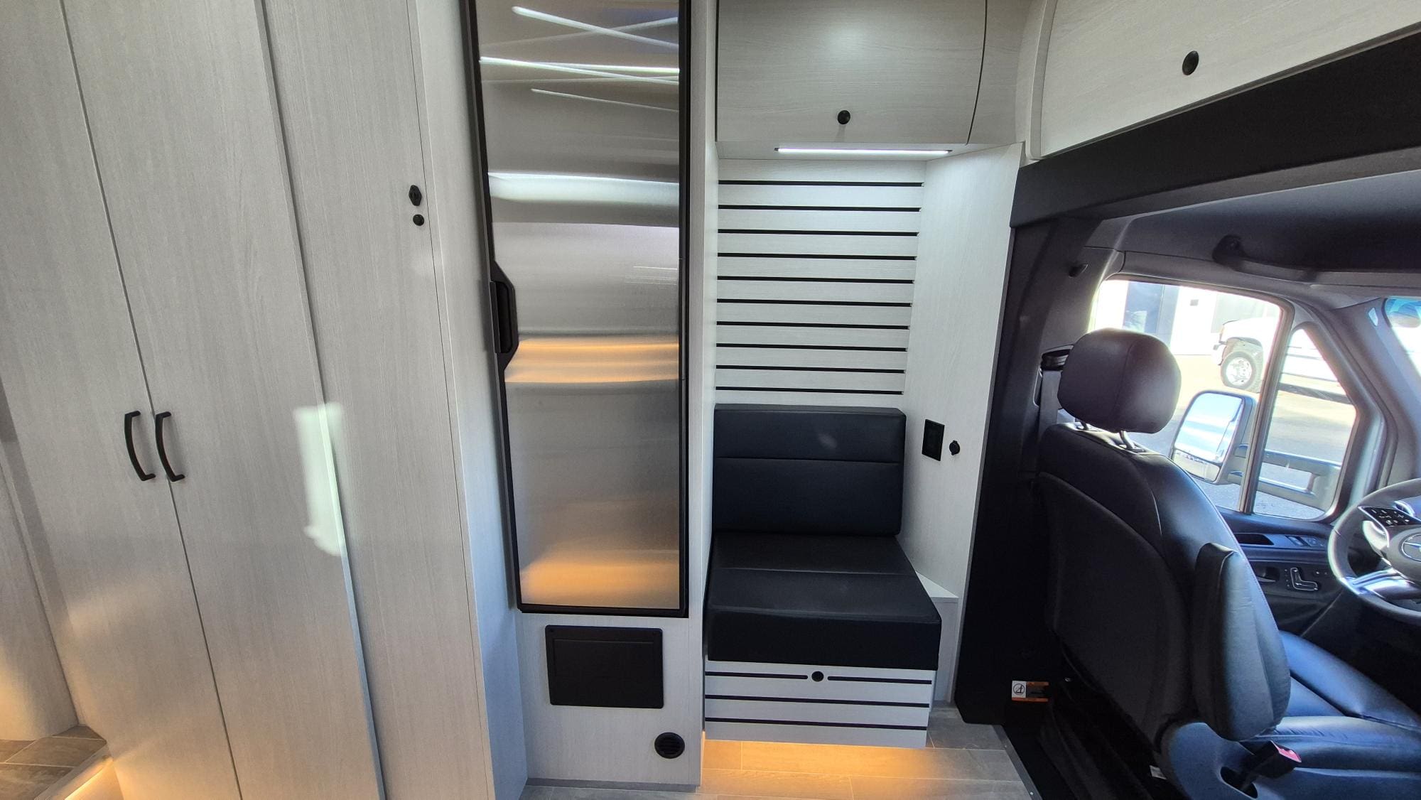 2026 PLEASURE-WAY XLTW by PLEASURE-WAY - Image 16