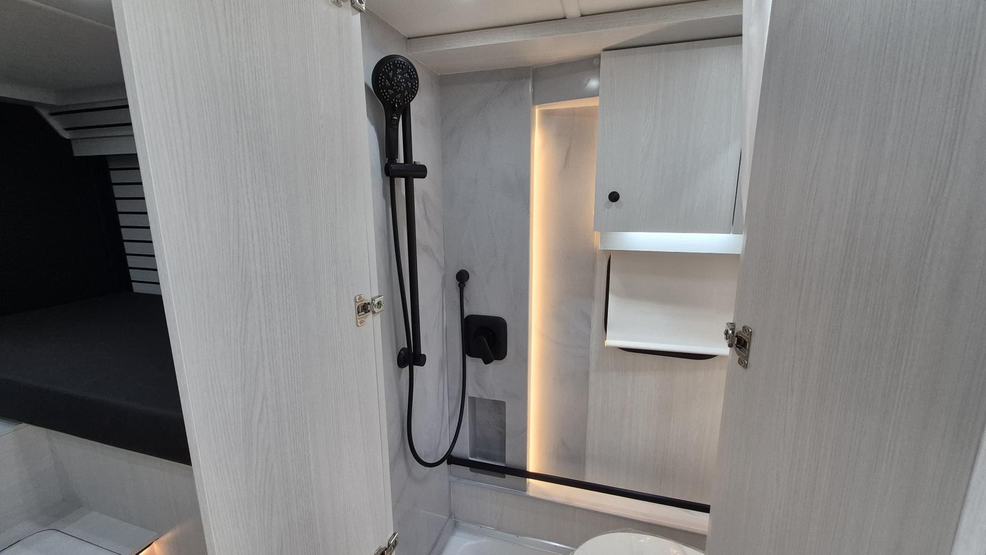 2026 PLEASURE-WAY XLTW by PLEASURE-WAY - Image 18