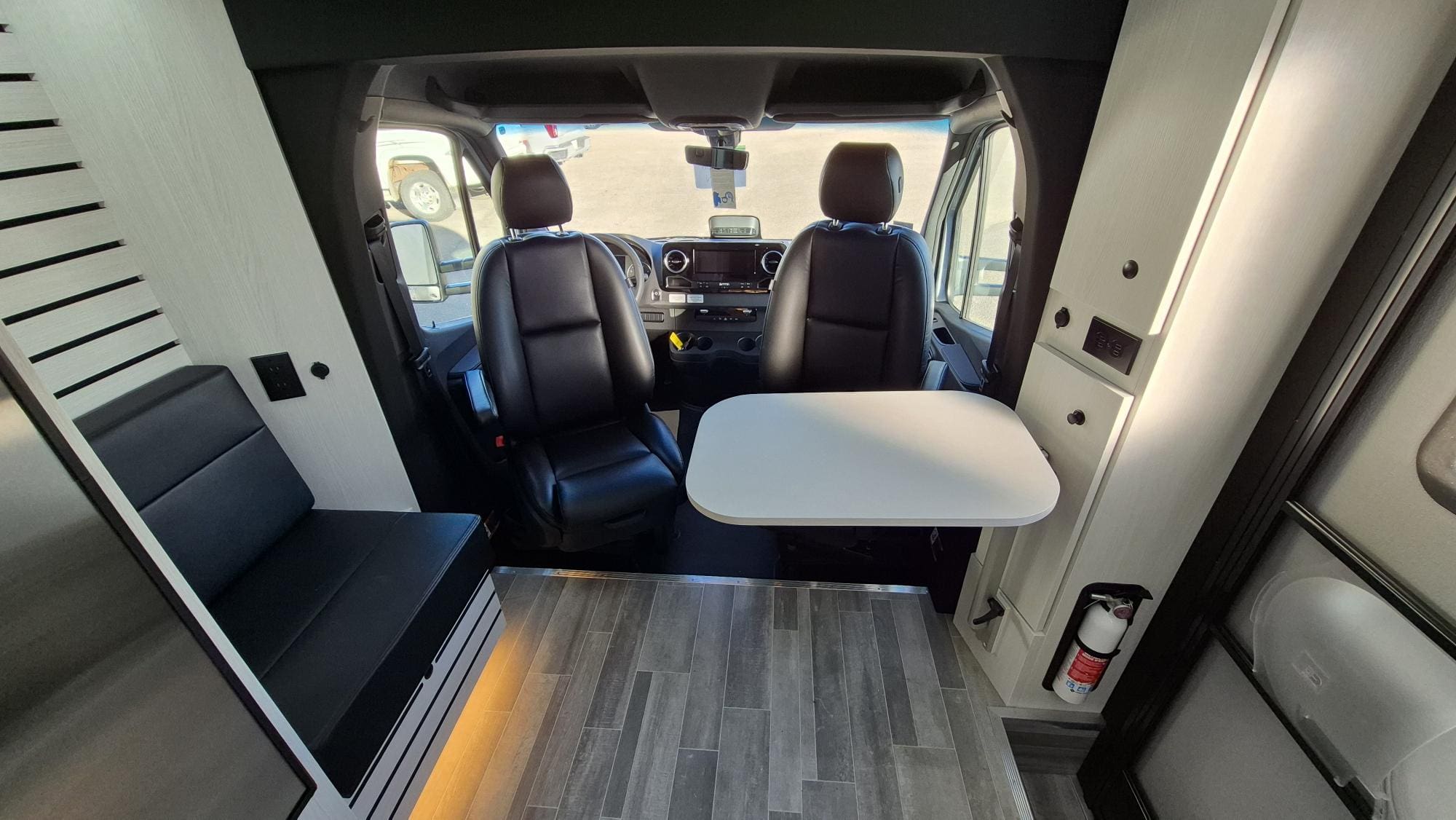 2026 PLEASURE-WAY XLTW by PLEASURE-WAY - Image 25