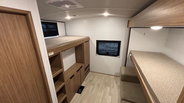 2026 PASSPORT 3300BK by KEYSTONE - Image 21