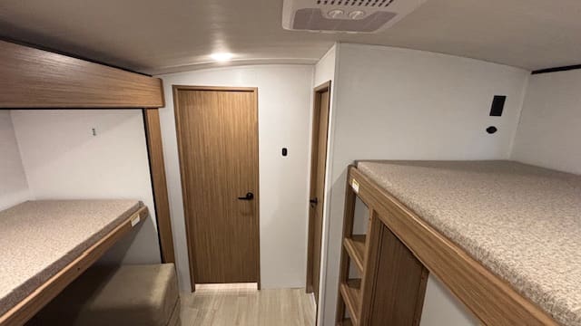 2026 PASSPORT 3300BK by KEYSTONE - Image 25