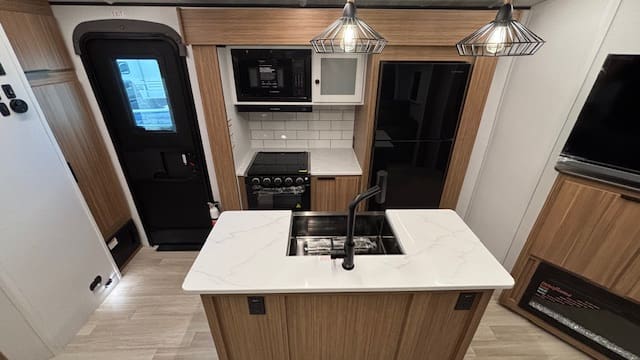 2026 PASSPORT 3300BK by KEYSTONE - Image 16