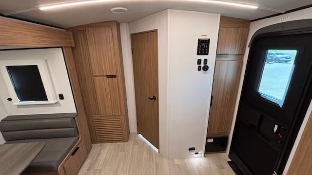 2026 PASSPORT 3300BK by KEYSTONE - Image 17