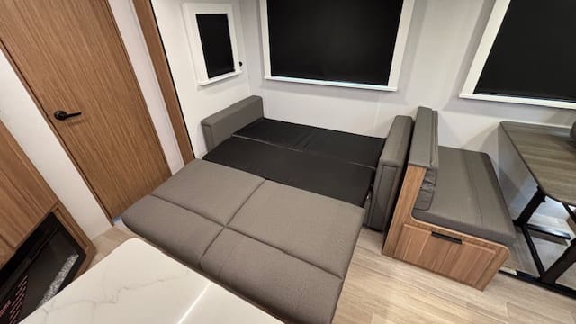 2026 PASSPORT 3300BK by KEYSTONE - Image 19