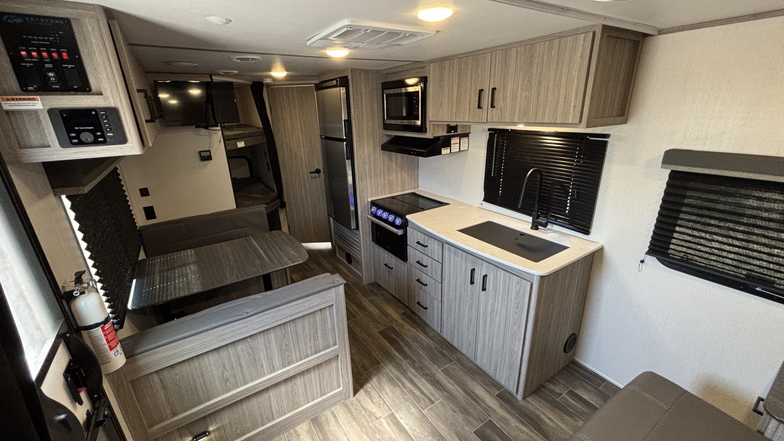 2022 PASSPORT 219BH by KEYSTONE - Image 12