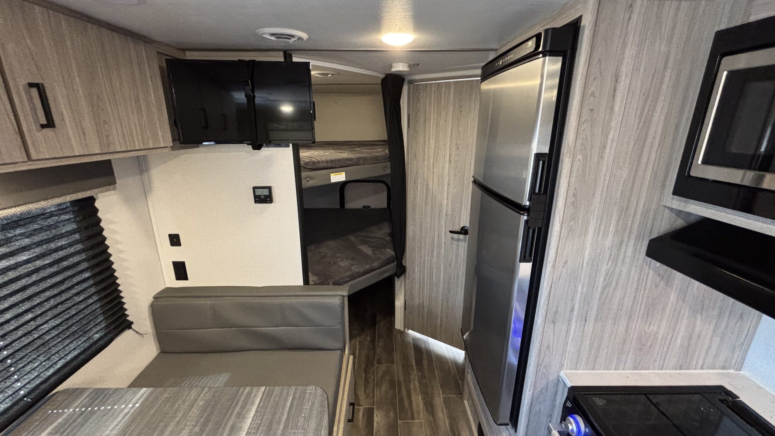 2022 PASSPORT 219BH by KEYSTONE - Image 16