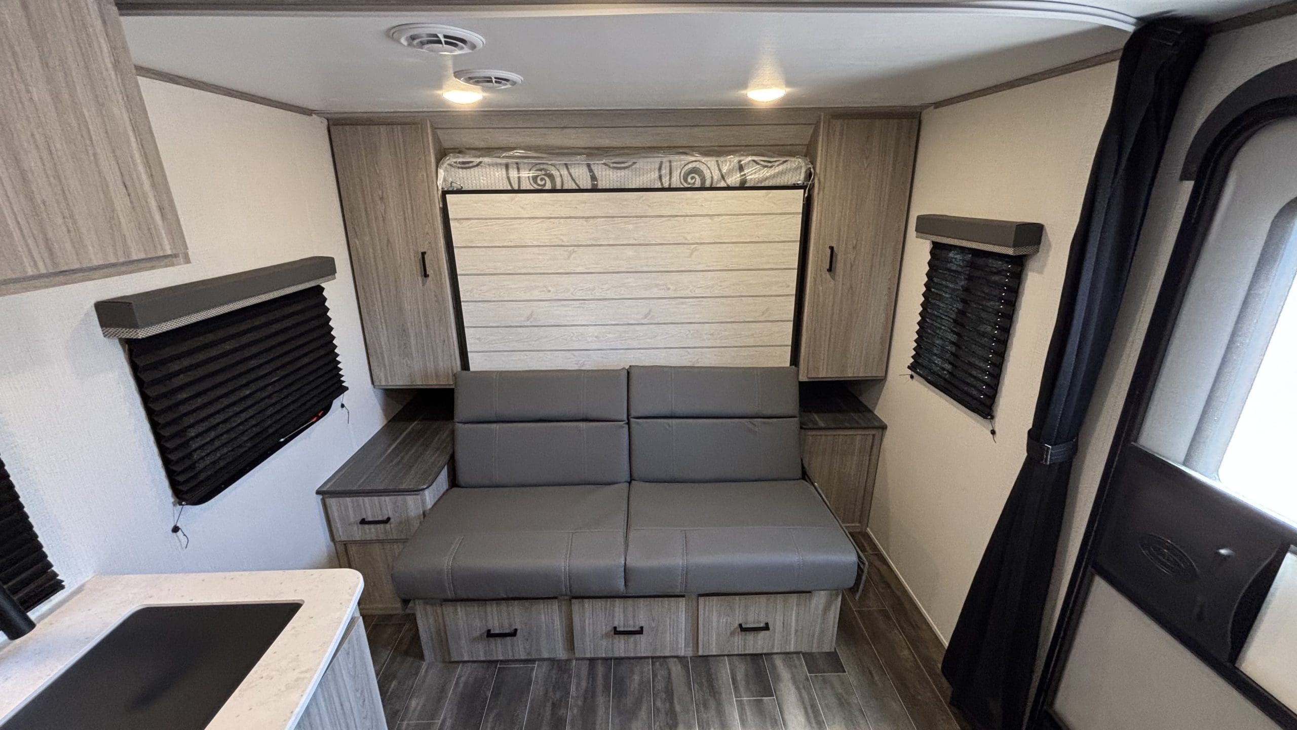 2022 PASSPORT 219BH by KEYSTONE - Image 17