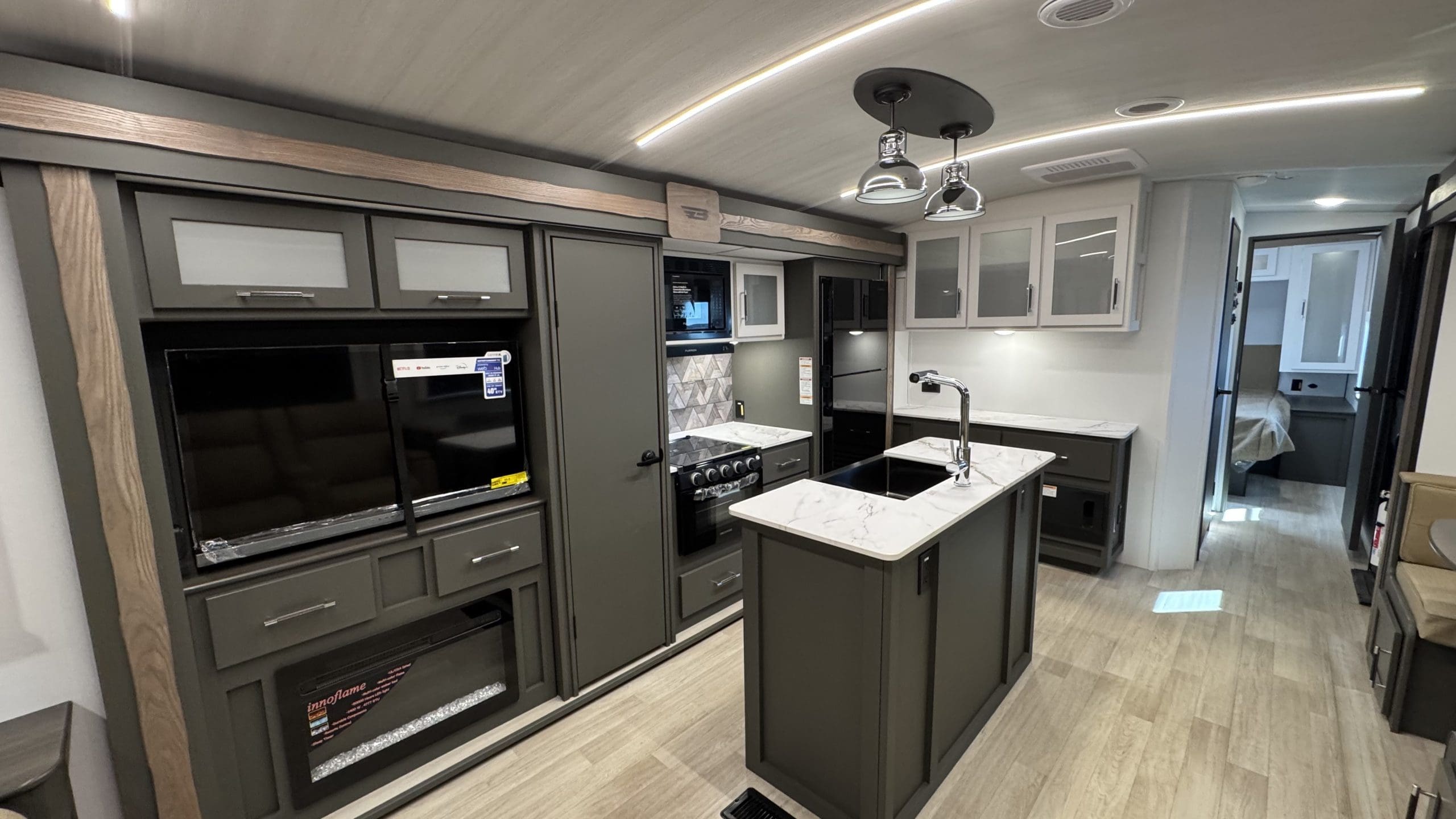 2026 BULLET 287RLS by KEYSTONE - Image 10