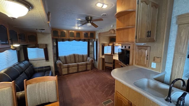 2006 MONTANA 3400RL by KEYSTONE - Image 10