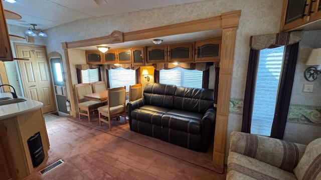 2006 MONTANA 3400RL by KEYSTONE - Image 11