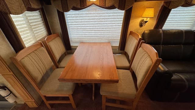 2006 MONTANA 3400RL by KEYSTONE - Image 17