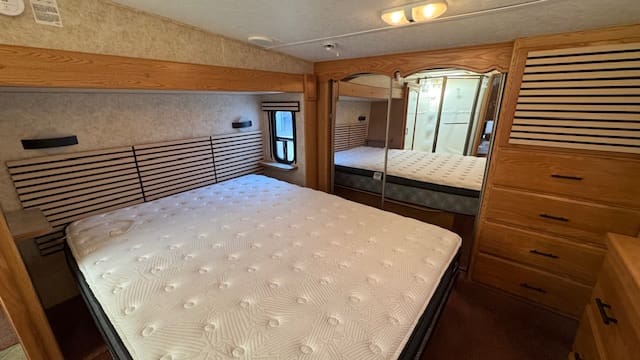 2006 MONTANA 3400RL by KEYSTONE - Image 24