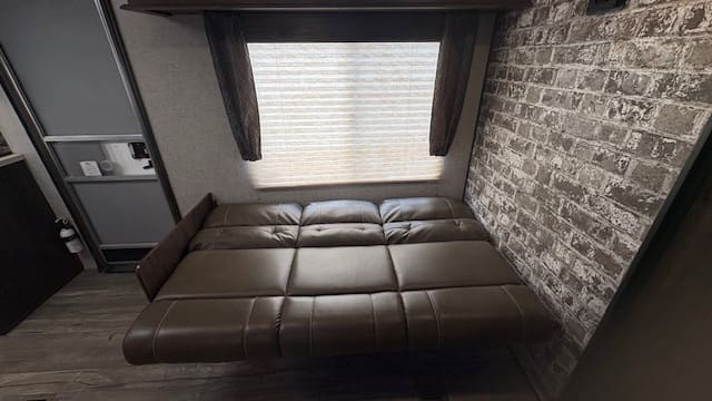 2019 CHEROKEE LIMITED 234VFK by FOREST RIVER - Image 17