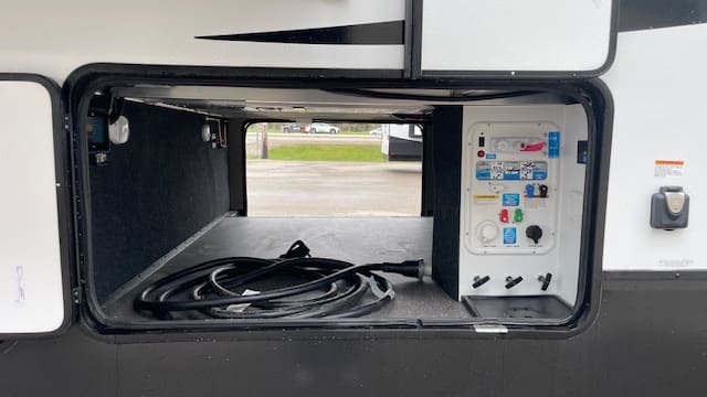 2021 REFLECTION 340RDS by GRAND DESIGN - Image 8