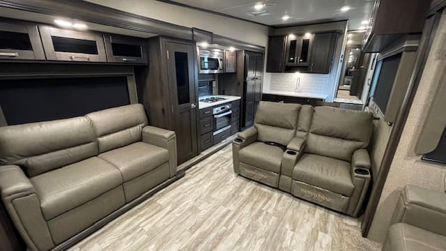 2021 REFLECTION 340RDS by GRAND DESIGN - Image 11