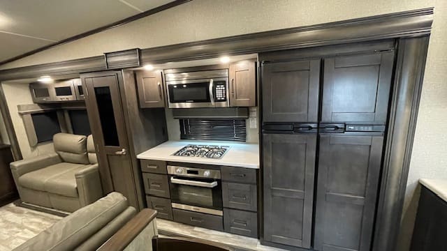 2021 REFLECTION 340RDS by GRAND DESIGN - Image 17