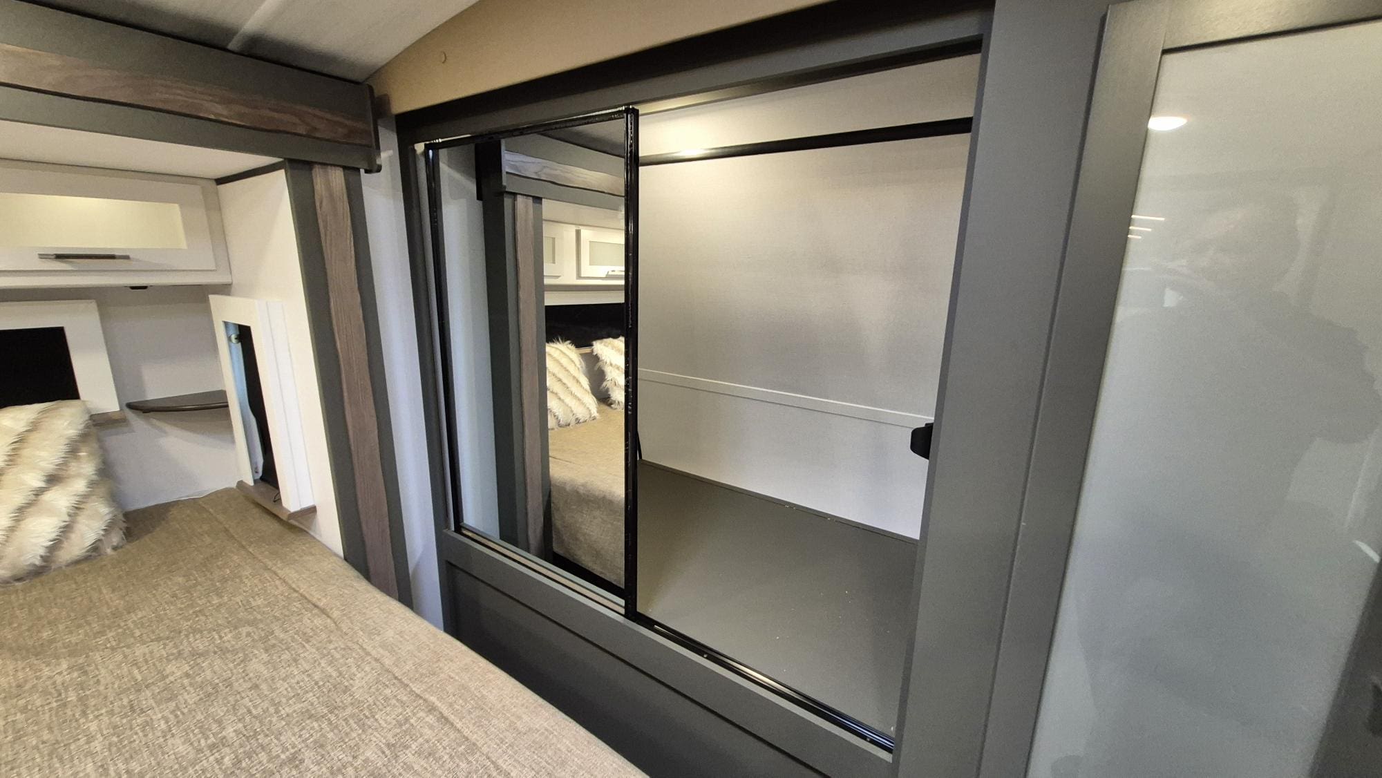 2026 BULLET 310RES by KEYSTONE - Image 26