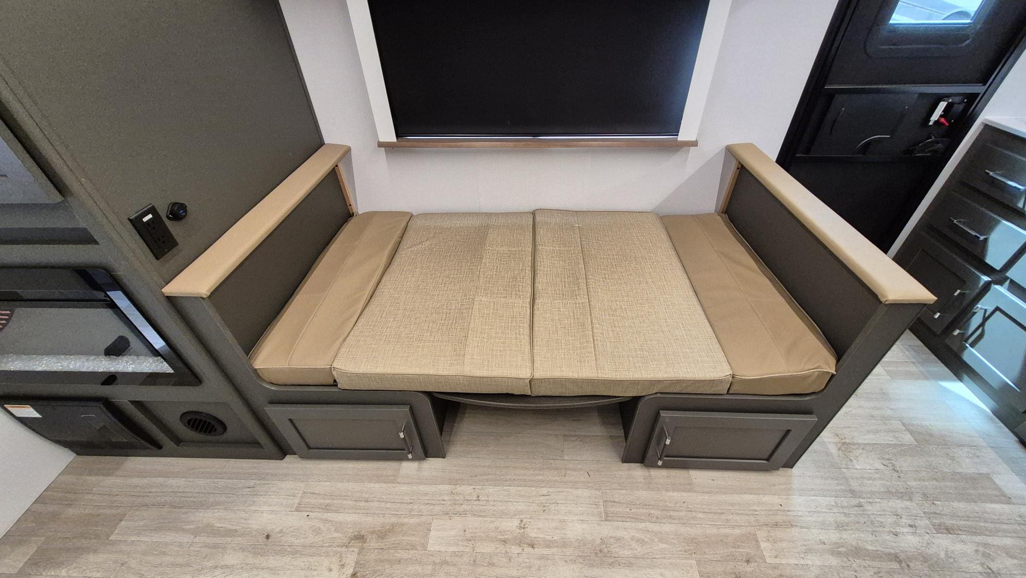 2026 BULLET 245RKS by KEYSTONE - Image 14