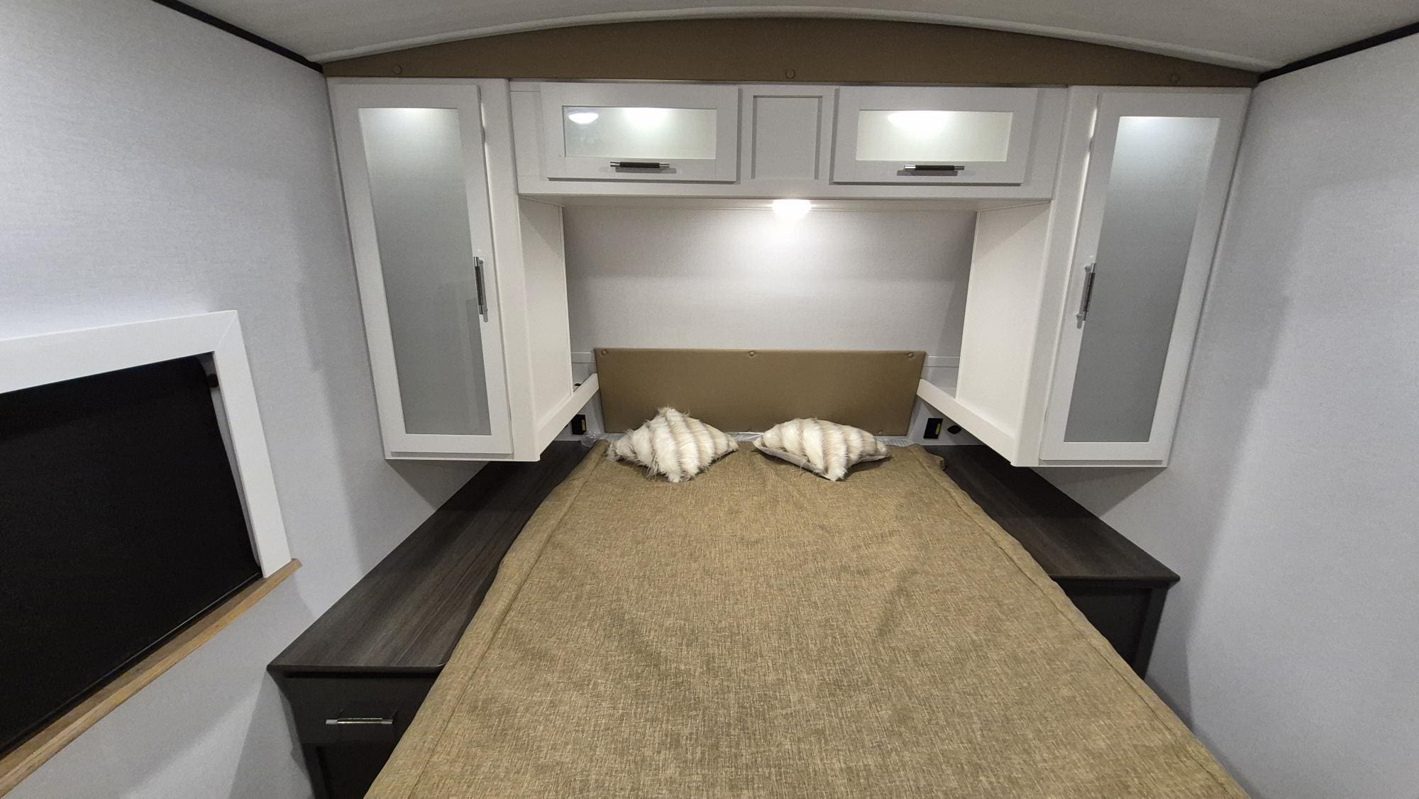 2026 BULLET 245RKS by KEYSTONE - Image 25