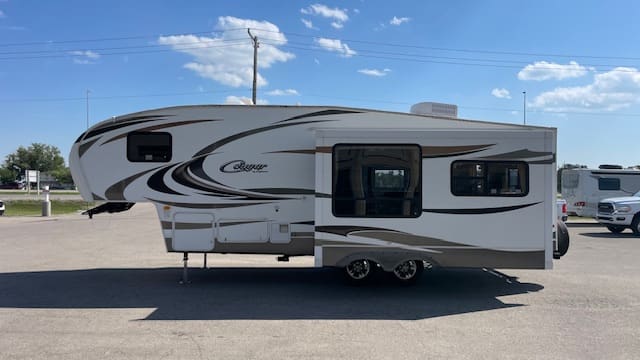 2012 COUGAR 26SAB by KEYSTONE - Image 4