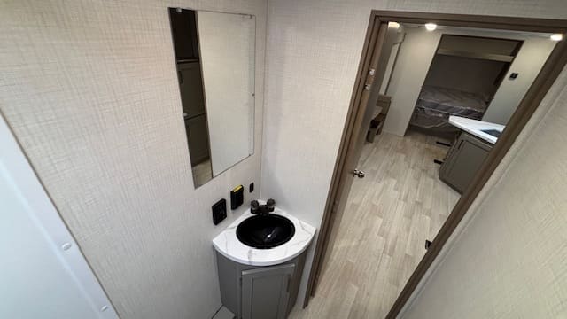 2026 HIDEOUT 269DB by KEYSTONE - Image 36