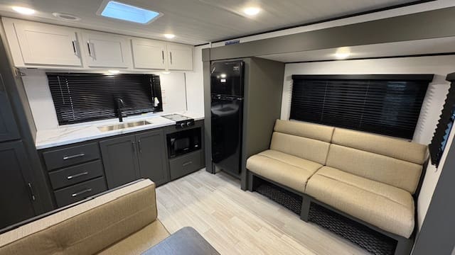 2026 BULLET 21RKC by KEYSTONE - Image 12