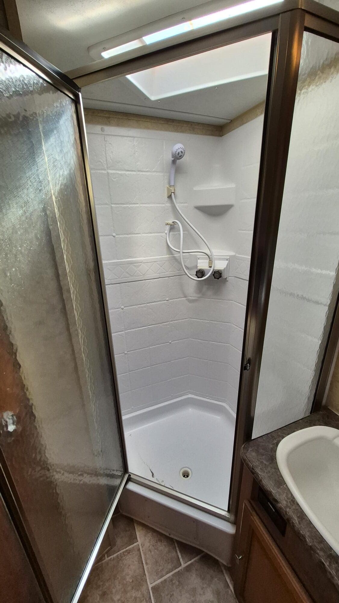 2011 FLAGSTAFF 25BHS by FOREST RIVER - Image 18