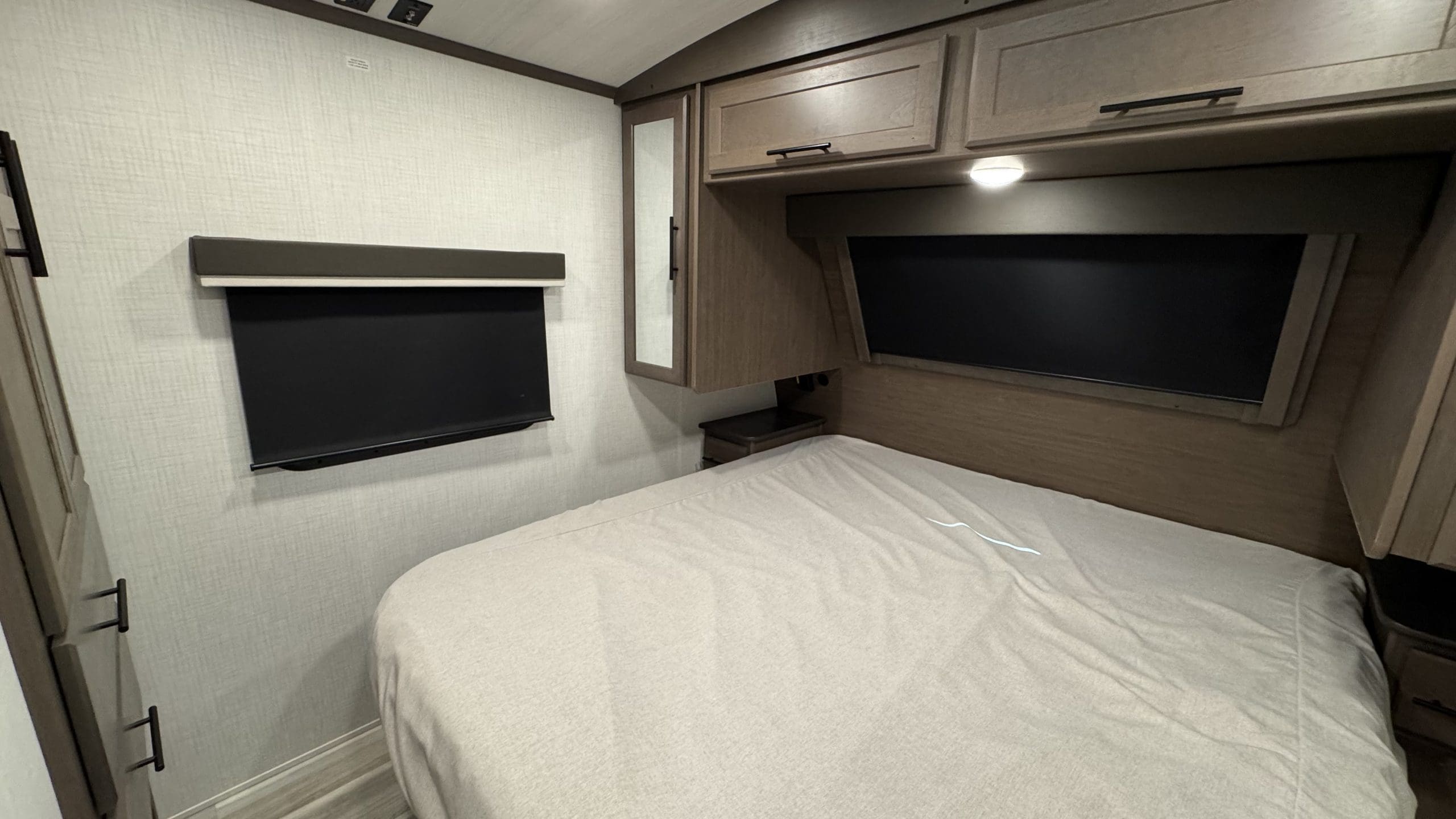 2026 COUGAR 29RLP by KEYSTONE - Image 28