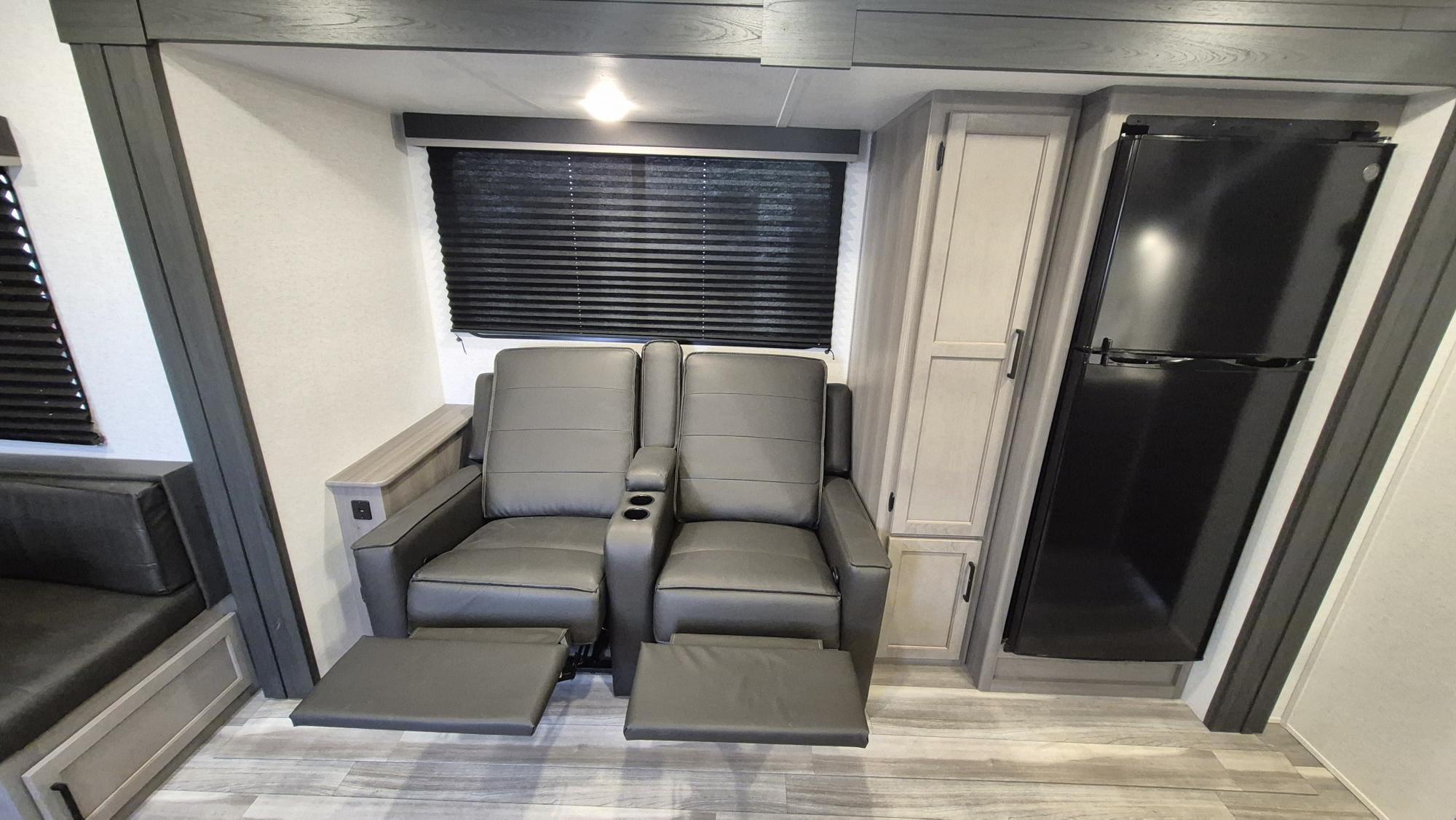 2024 HIDEOUT 25RDS by KEYSTONE - Image 13