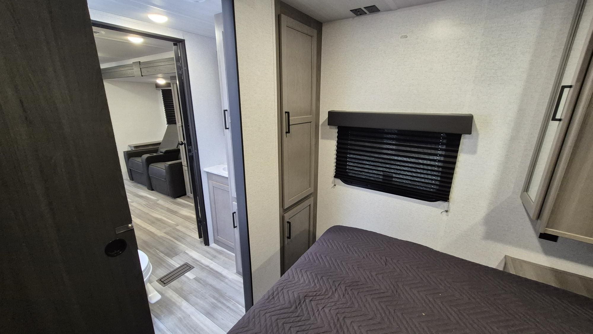 2024 HIDEOUT 25RDS by KEYSTONE - Image 22