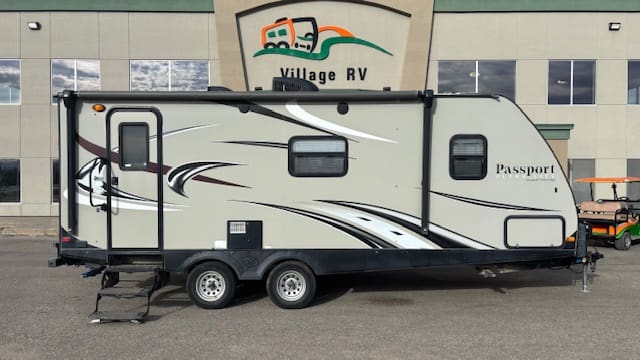 2015 PASSPORT 2200RB by KEYSTONE