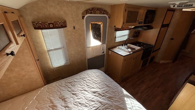 2010 COYOTE 232SS by KZ - Image 18