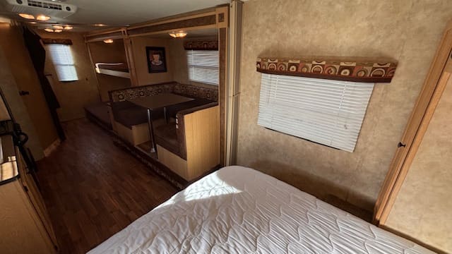 2010 COYOTE 232SS by KZ - Image 19