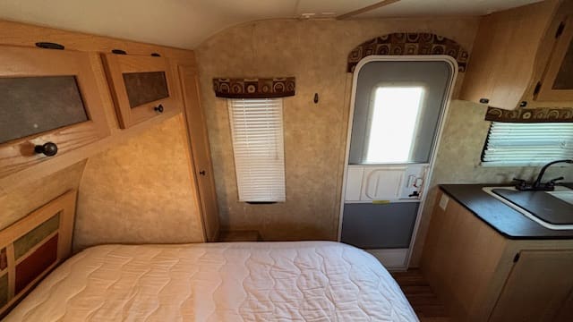 2010 COYOTE 232SS by KZ - Image 25