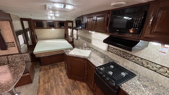 2015 PASSPORT 2200RB by KEYSTONE - Image 7